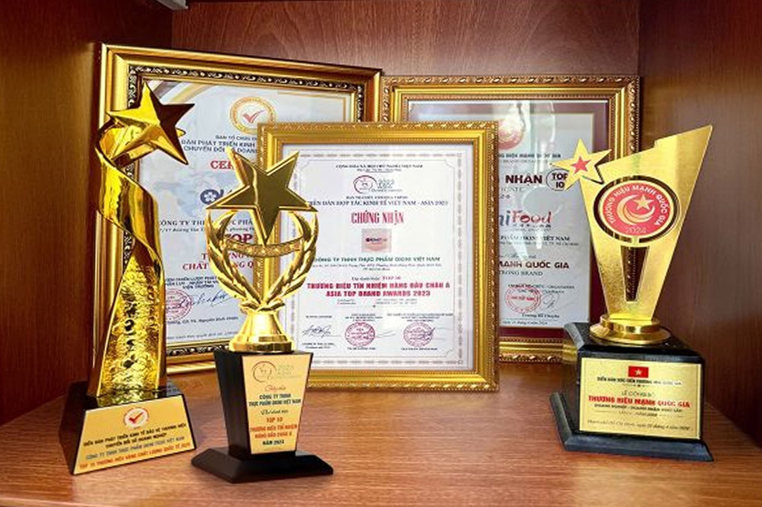 Okini Food vinh danh thế hệ kế thừa tiên phong Top 100 Người Tiên Phong 2025